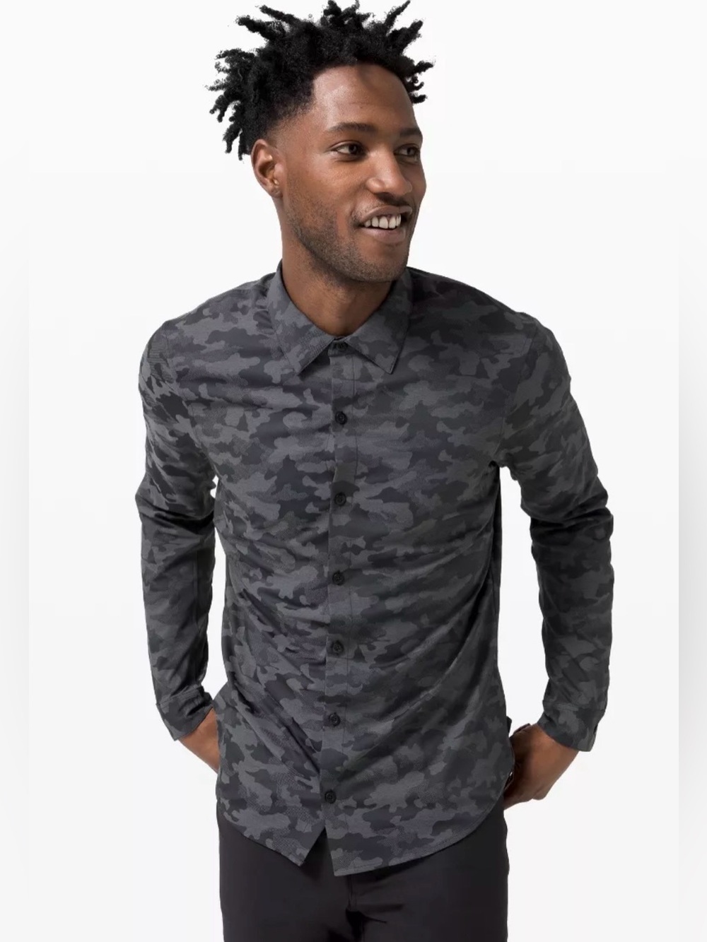 Lululemon Down To The Wore Button Up Shirt Camo , size M